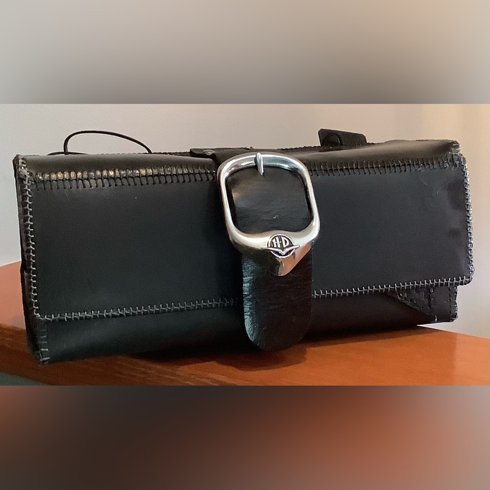 Motorcycle handle-bar/tool Bag 
(Handcrafted/Recycled Leather) - Picture 6 of 9